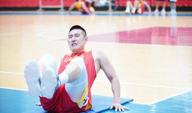 乐鱼体育登录入口-4人告别国家队！付豪输给两人，周琦队友没位置，李祥波任务结束