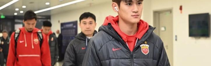 乐鱼体育官方网站-刘祝润已跟着上港冬训，为何还有球迷看好他离队，再次来英博效力