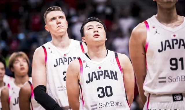 比中国男篮集训少13天！日本世预赛窗口期15人集训平均身高1米94